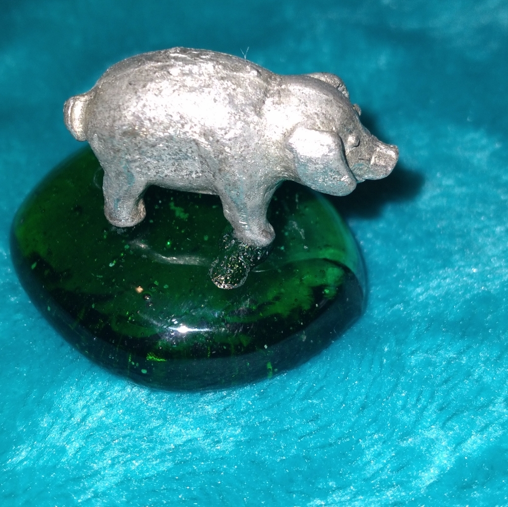 Pewter trinkets